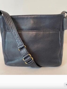 Coach Vintage Navy Blue Pebble Leather Sonoma Pocket Zip Shoulder Bag 4924